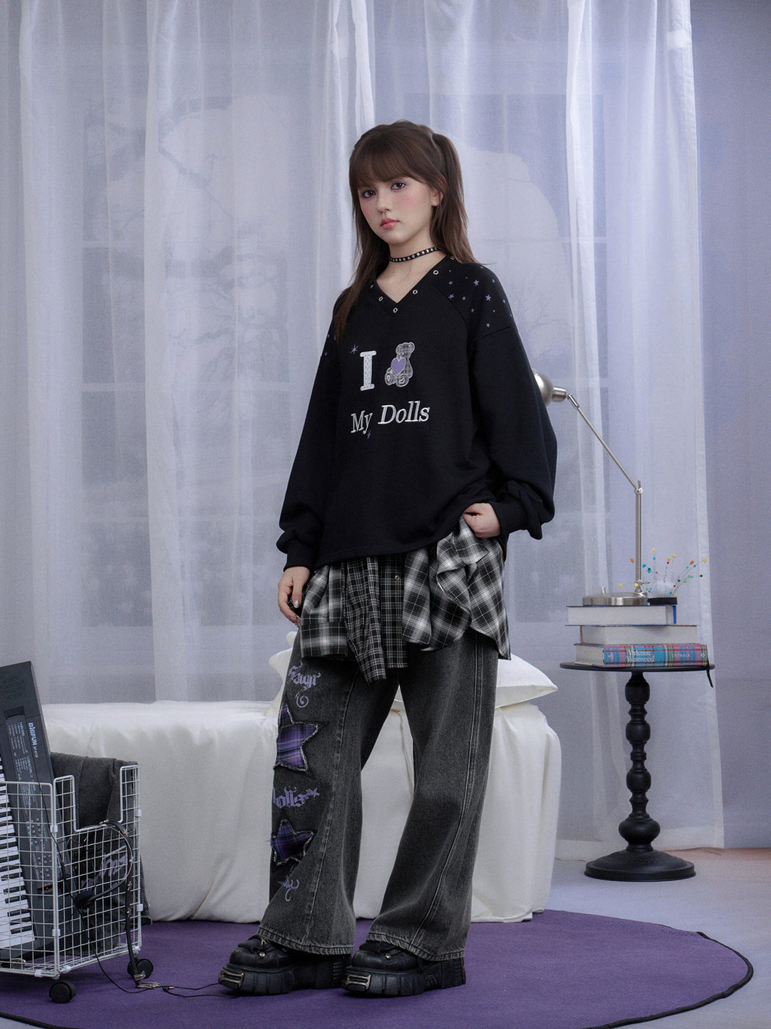 Starry Teddy V-Neck Sweatshirt