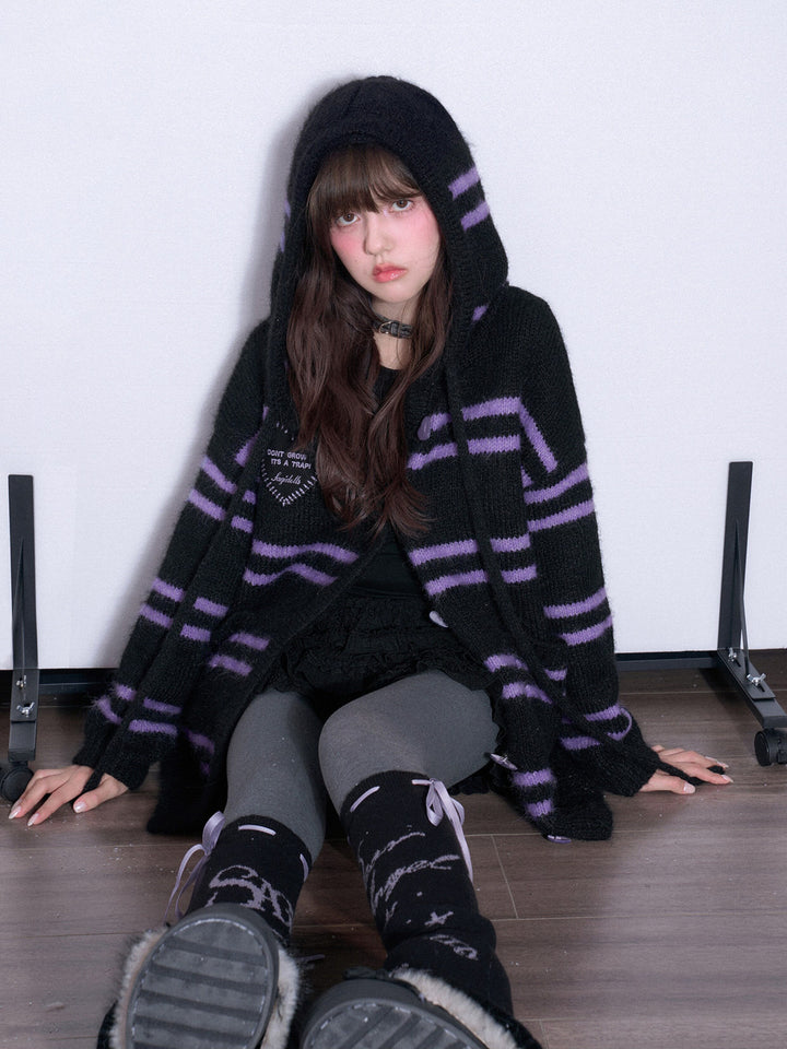 Gothic Heart-Button Hooded Cardigan