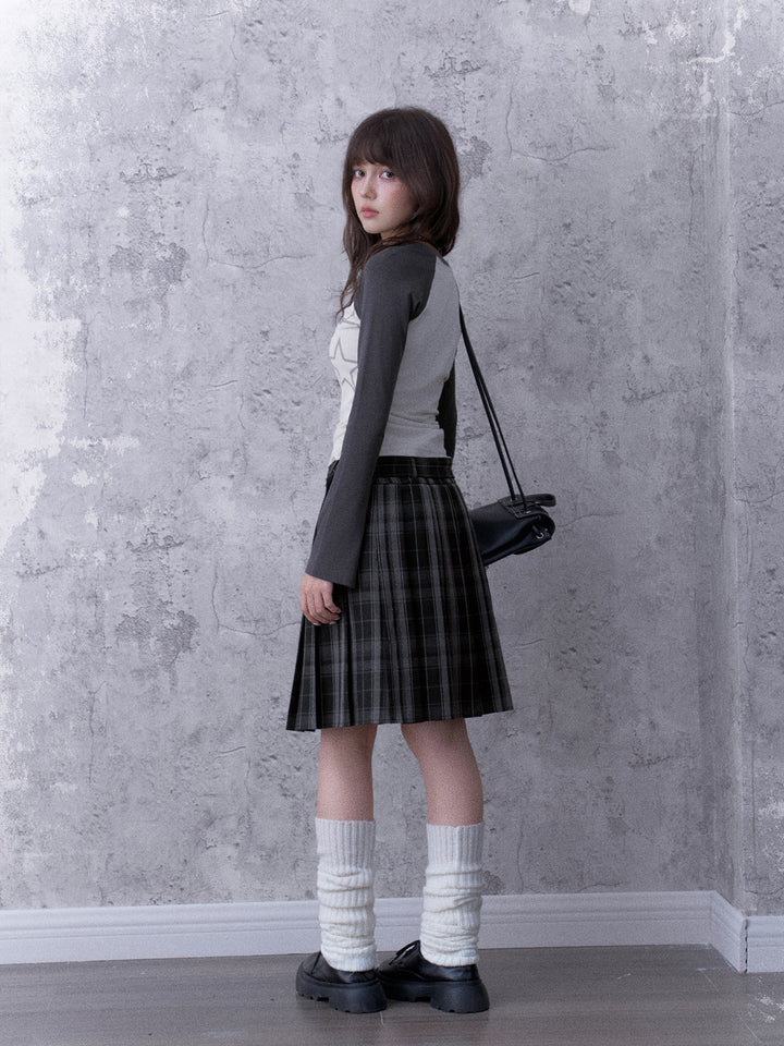 Grunge Angel Graphic Pleated Skirt