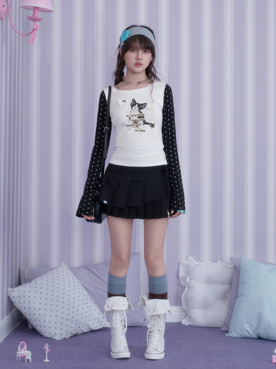 Y2K Cat Graphic Contrast Sleeve Top