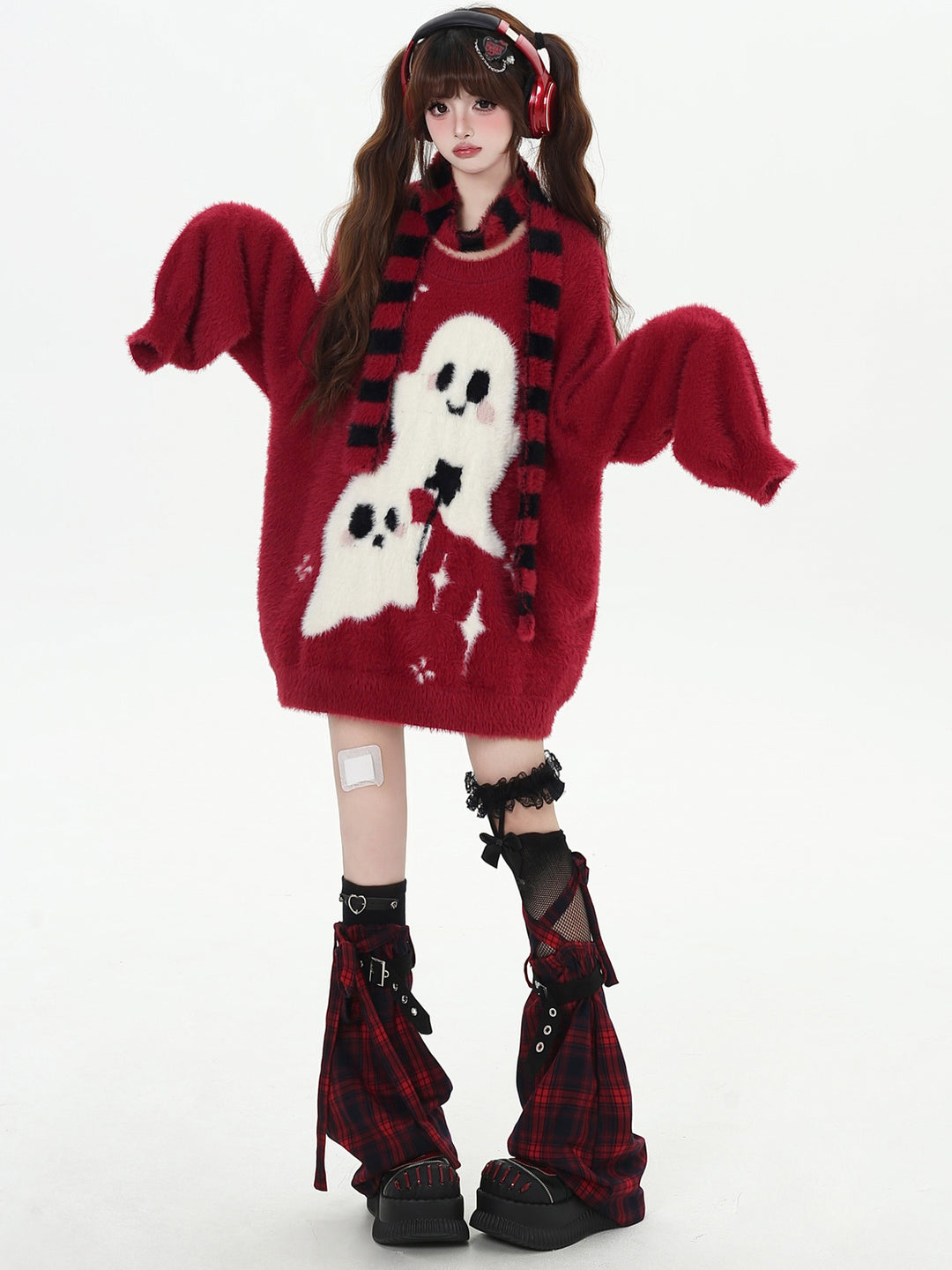 Kawaii Ghost Graphic Fuzzy Sweater