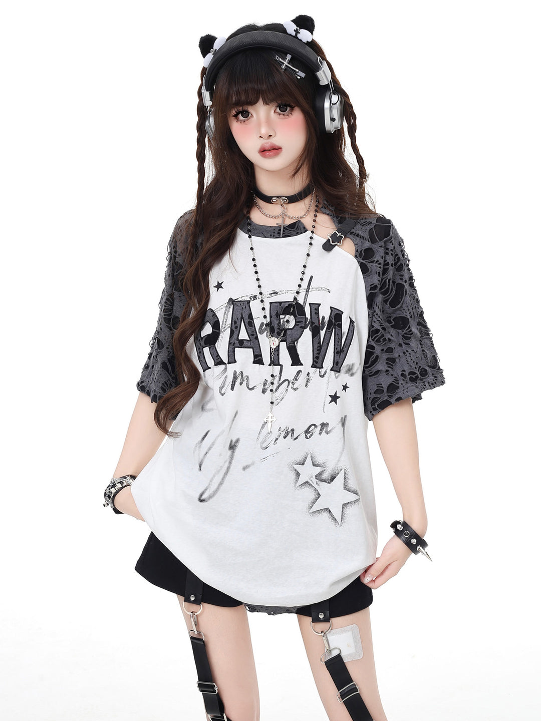 Grunge Star Lace-Sleeve T-Shirt