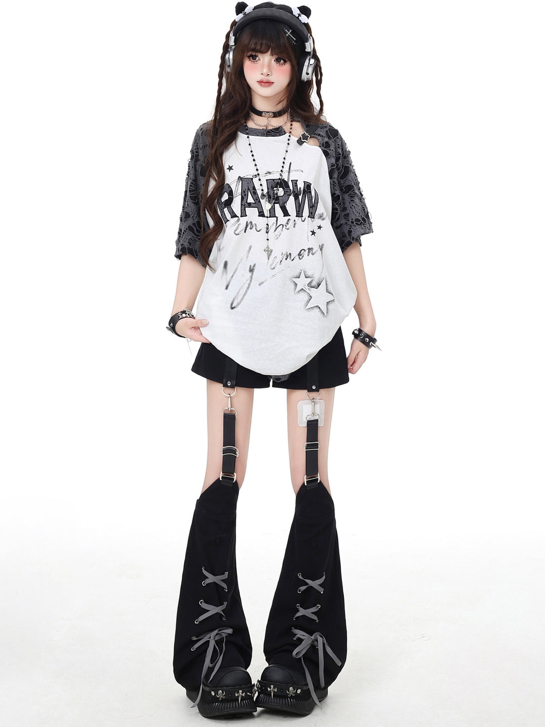 Grunge Star Lace-Sleeve T-Shirt