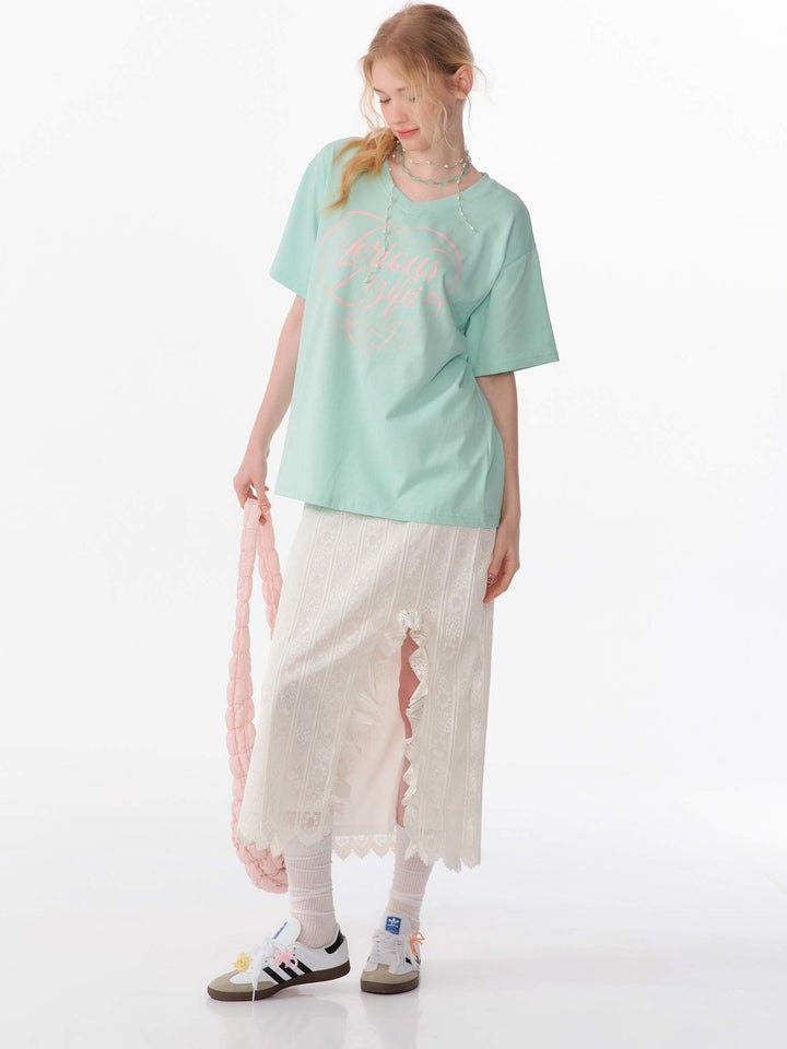 Y2K Script Graphic V-Neck T-Shirt