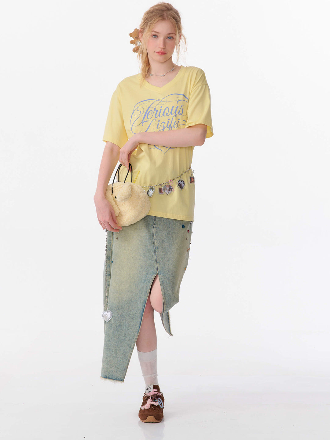 Y2K Script Graphic V-Neck T-Shirt