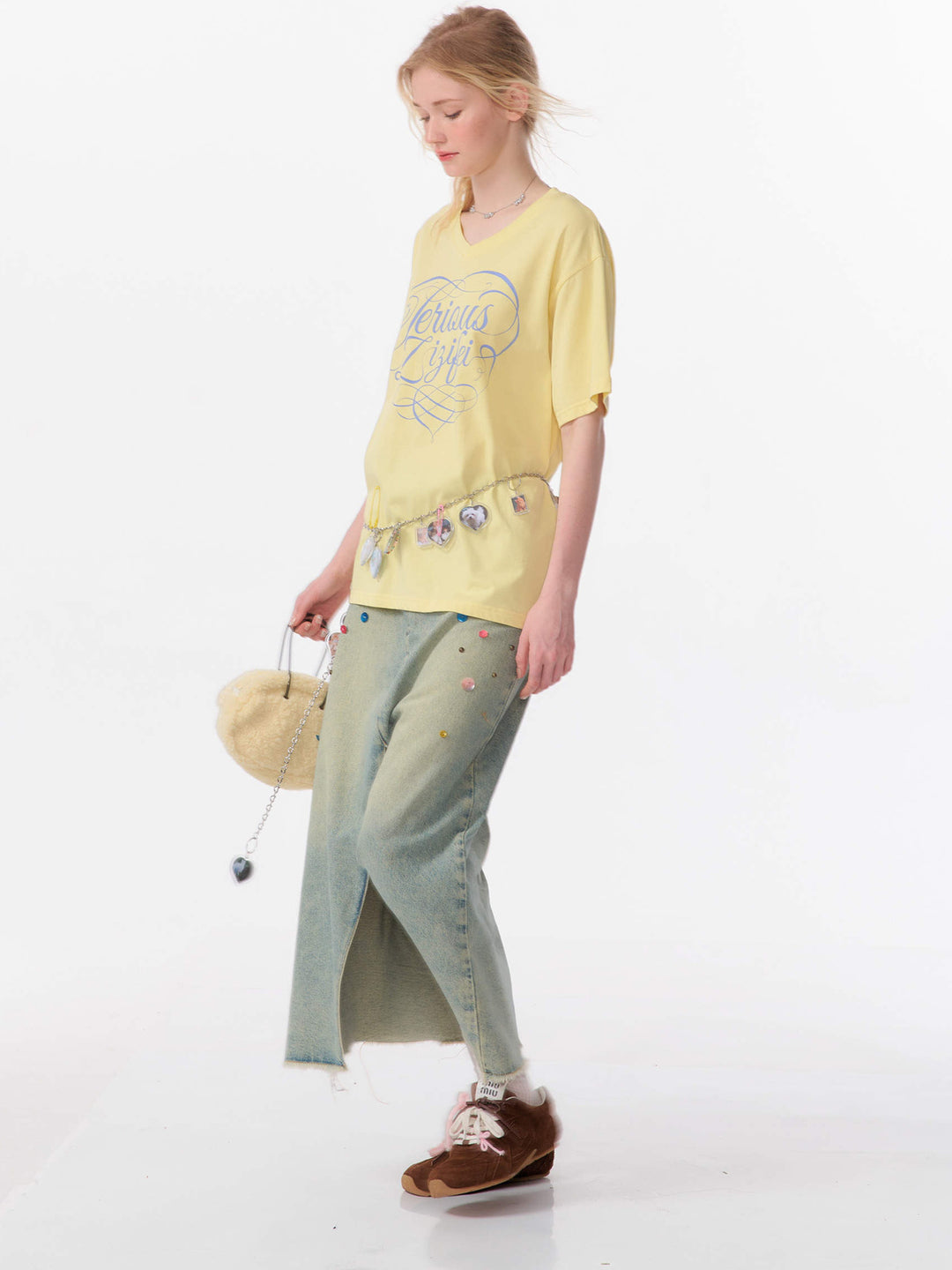 Y2K Script Graphic V-Neck T-Shirt