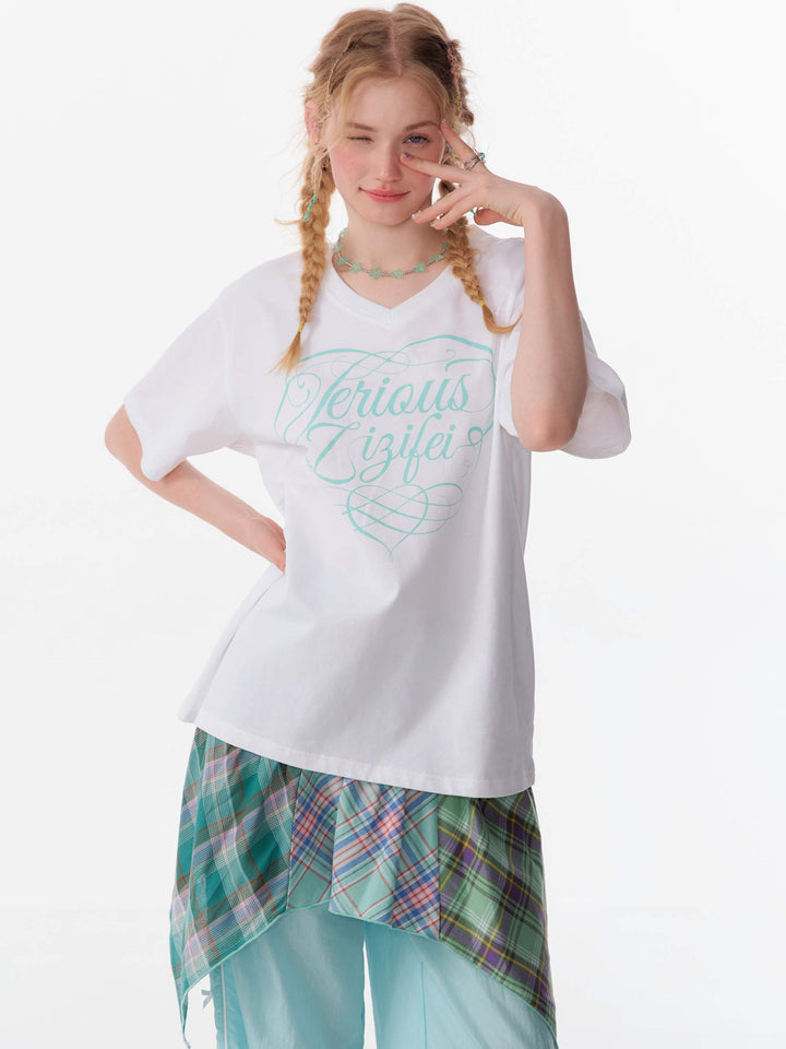 Y2K Script Graphic V-Neck T-Shirt