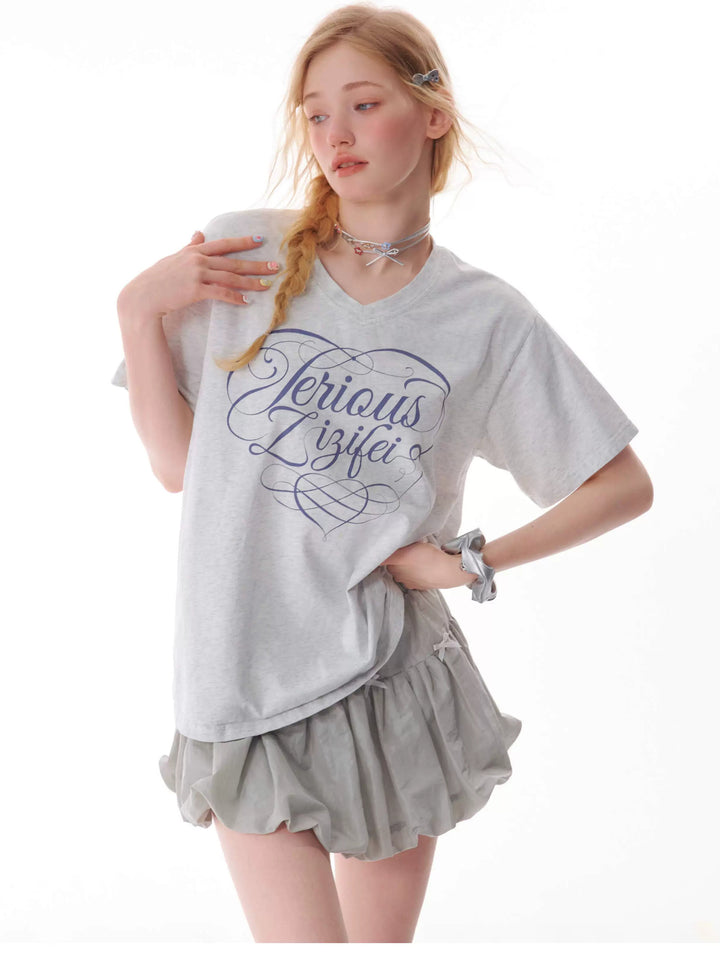 Y2K Script Graphic V-Neck T-Shirt