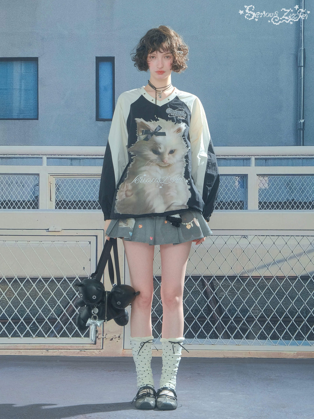 Blokette Cat Graphic V-Neck Sweatshirt