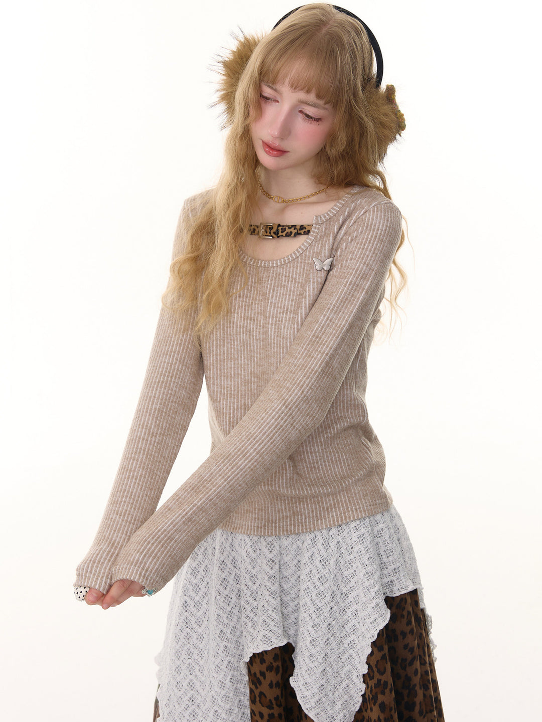 Leopard Buckle Ribbed Knit Top