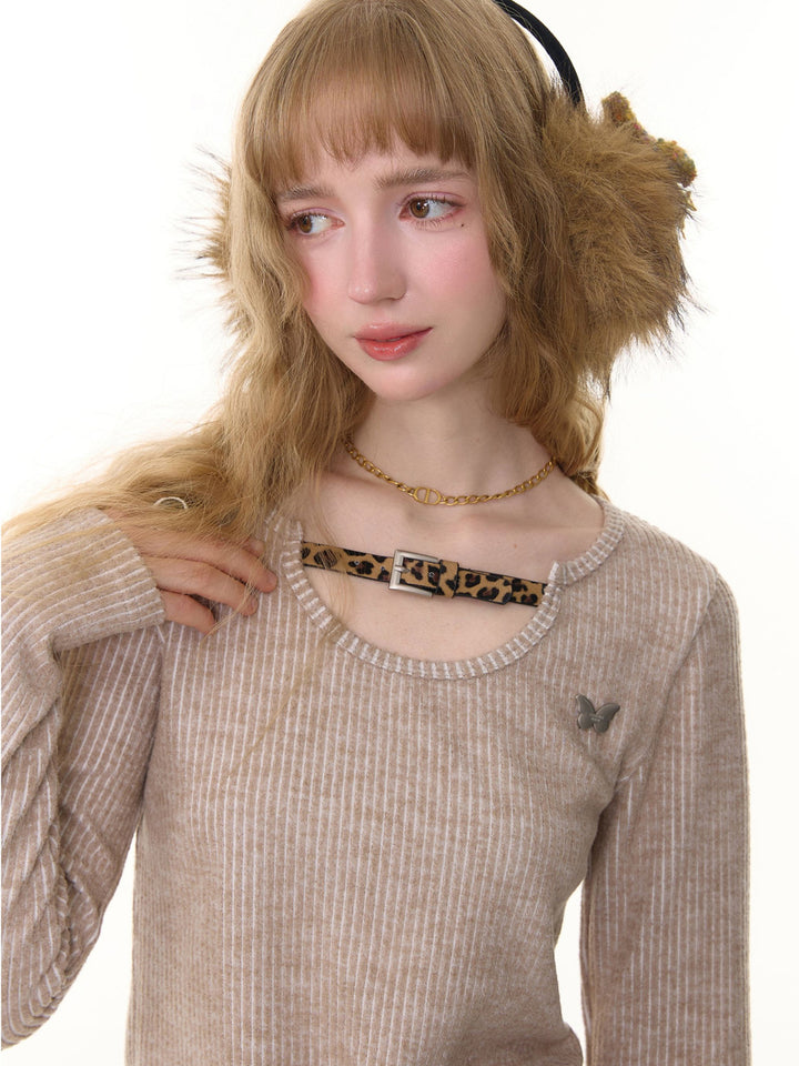 Leopard Buckle Ribbed Knit Top