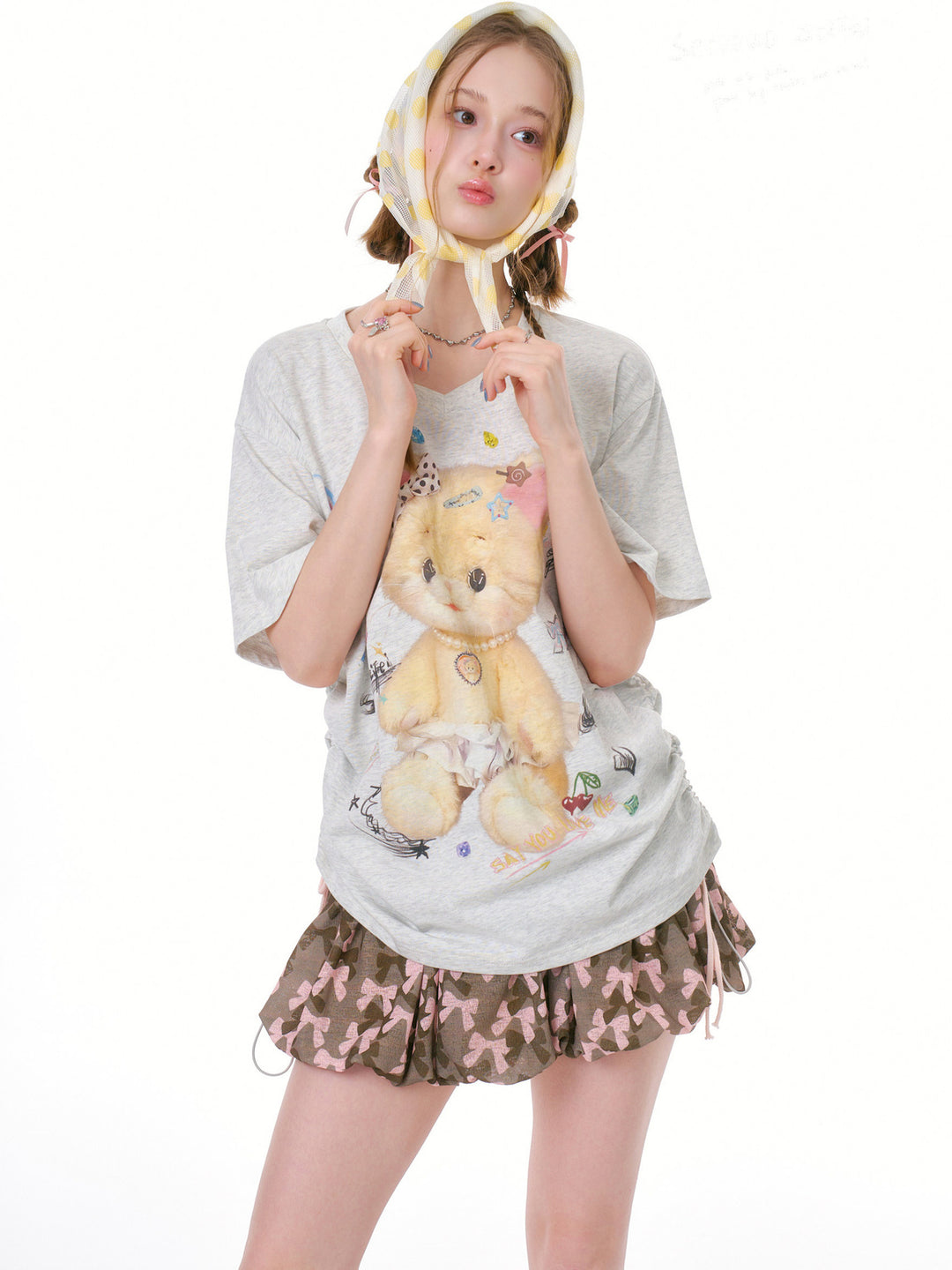 Side-Ruched Cat Graphic V-Neck T-Shirt
