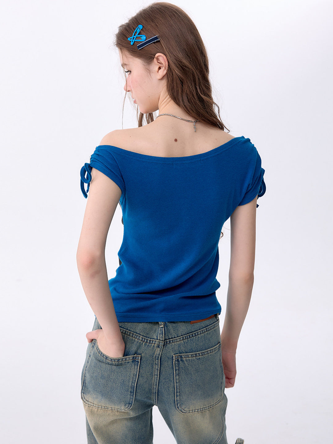 Sparkle Cat Graphic Off-Shoulder T-Shirt