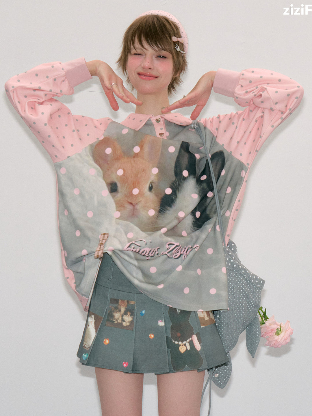 Bunny Graphic Peter Pan Collar Sweatshirt