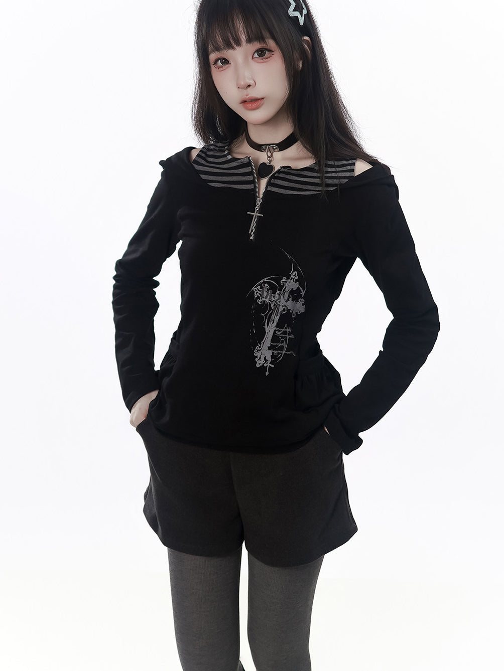 Star Buckle Foldover Waist Shorts