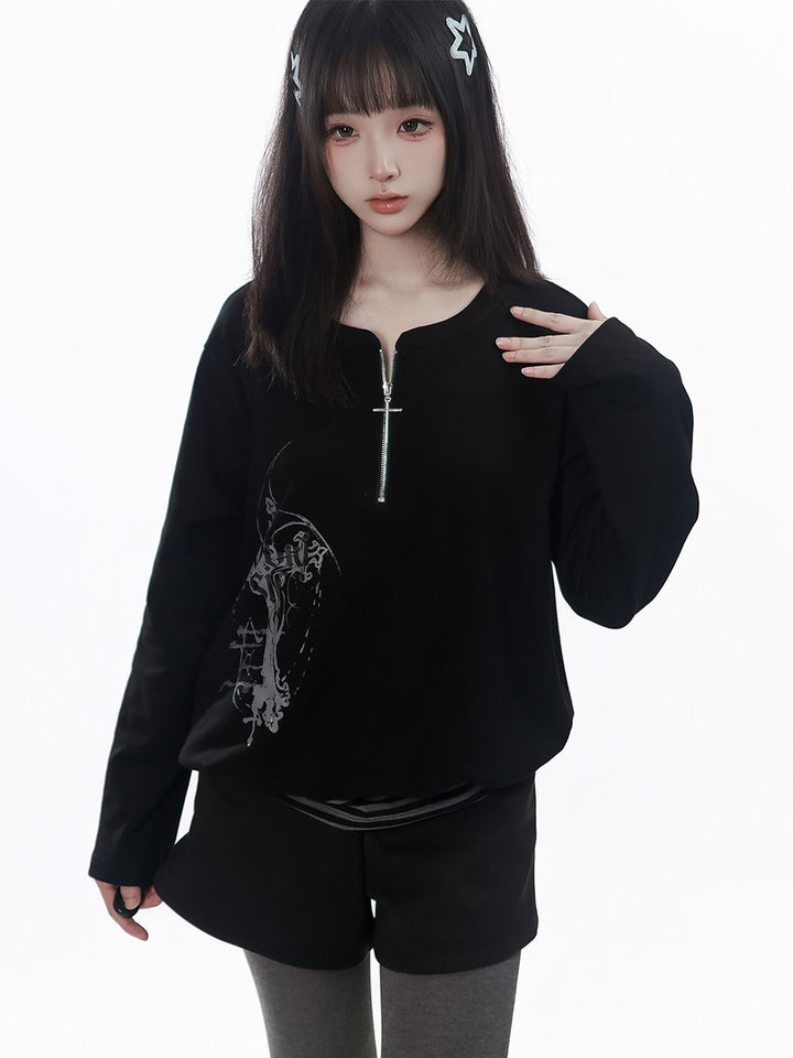 Star Buckle Foldover Waist Shorts