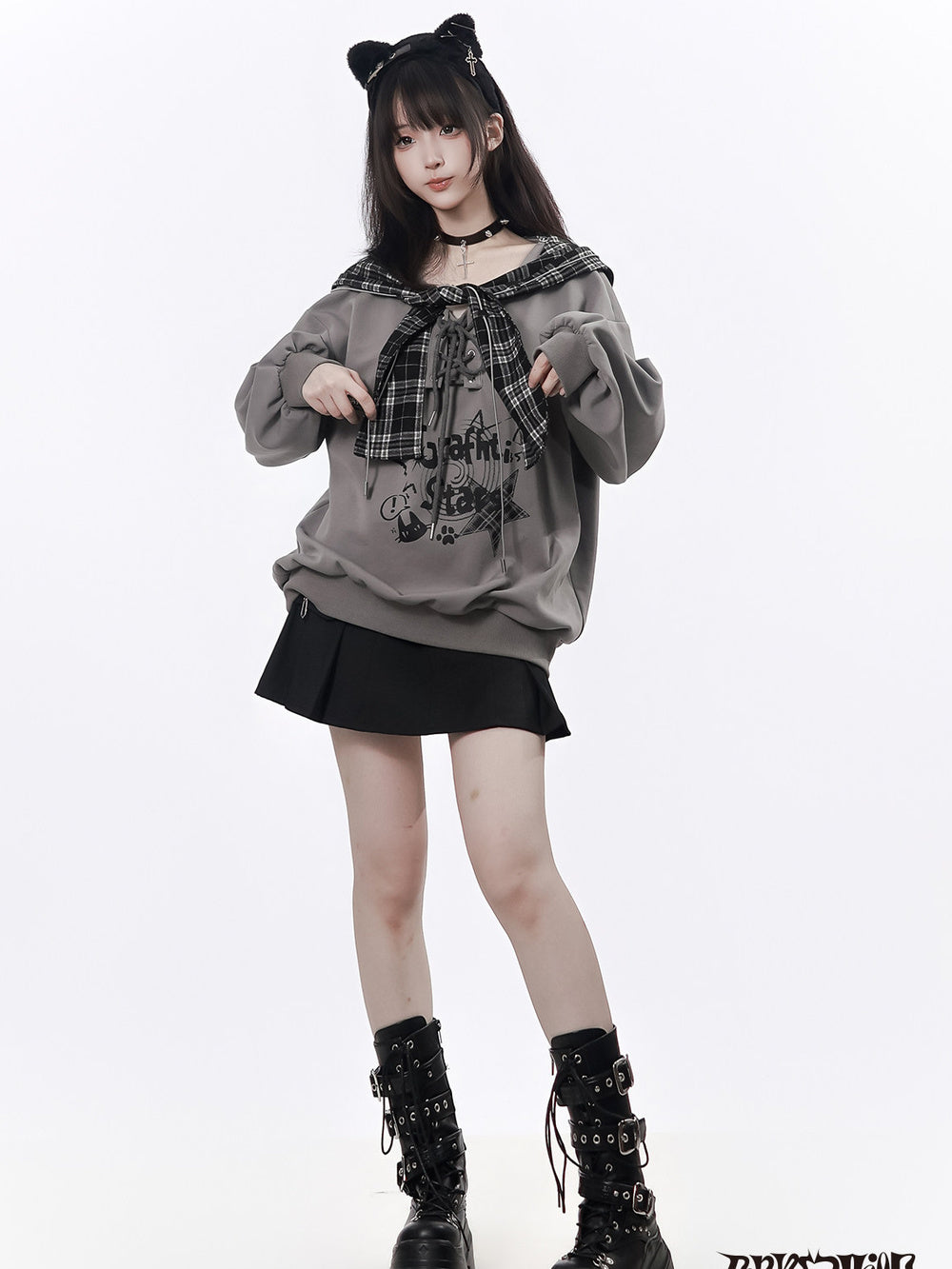 Plaid Hood Cat Graphic Sweatshirt
