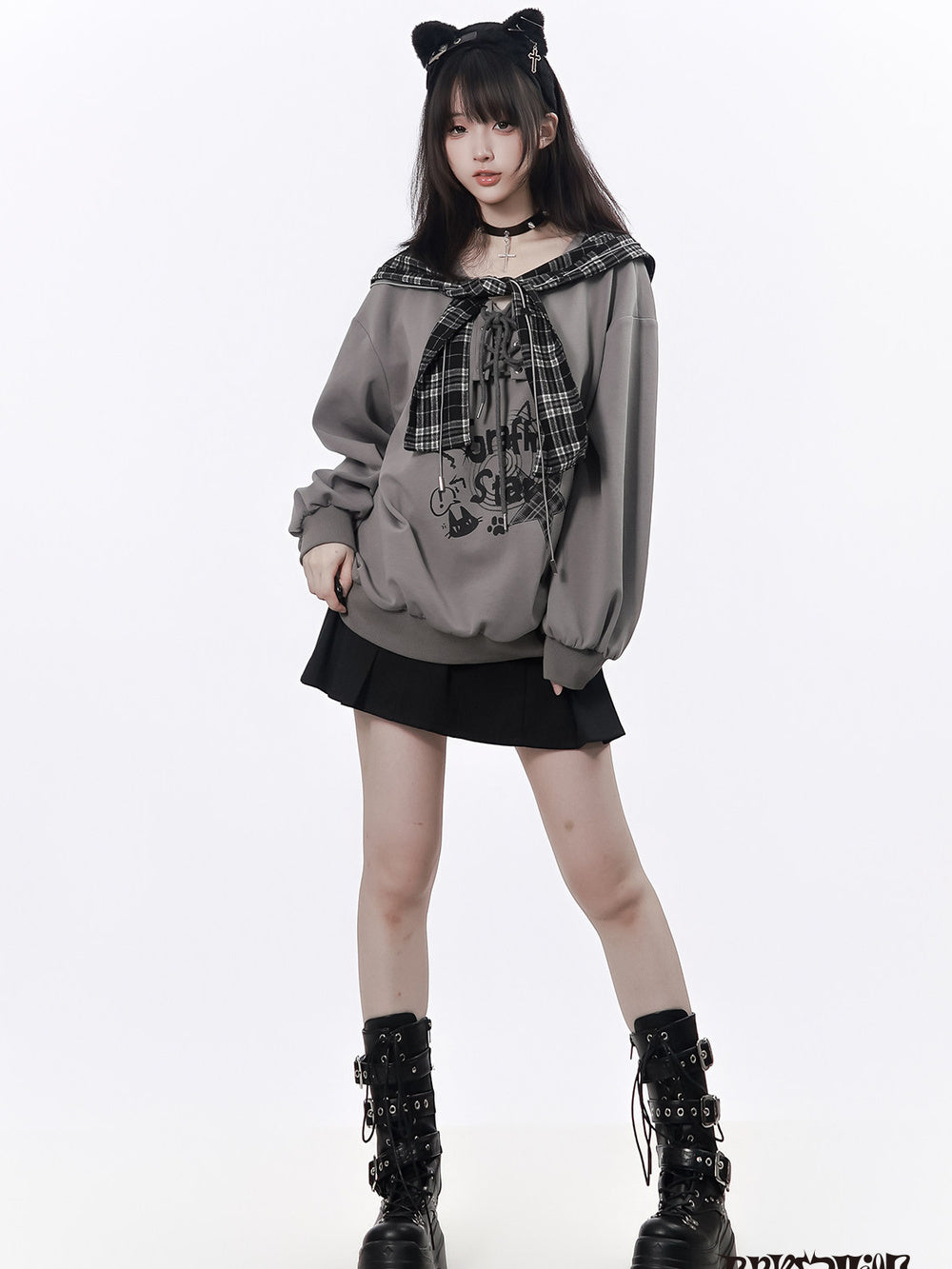 Plaid Hood Cat Graphic Sweatshirt