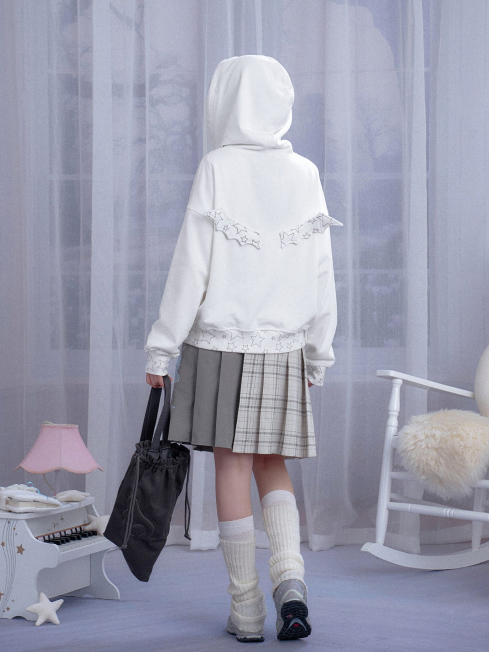 Y2K Anime Girl Graphic Oversized White Zip-Up Hoodie
