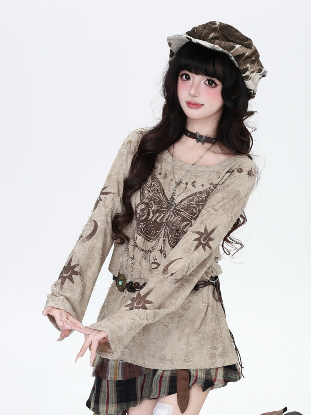 Mori Distressed Butterfly Print Long Sleeve Tops