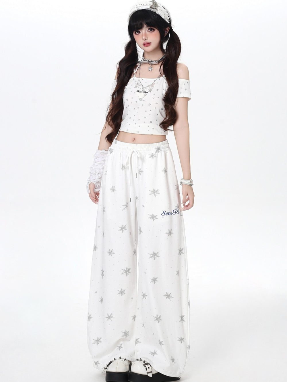 White Snowflake Print Baggy Sweatpants