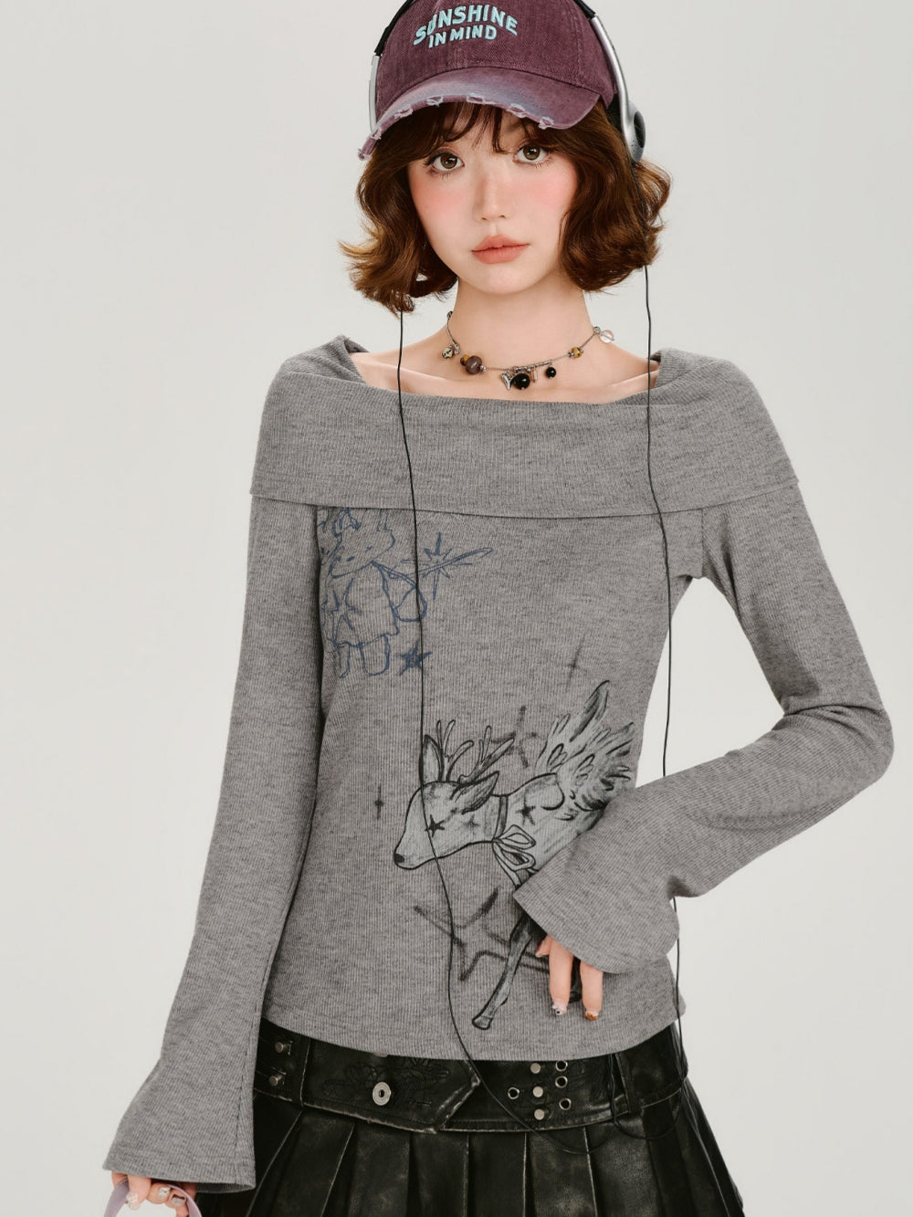 Grunge Graphic Faux Layered Star Sweatshirt