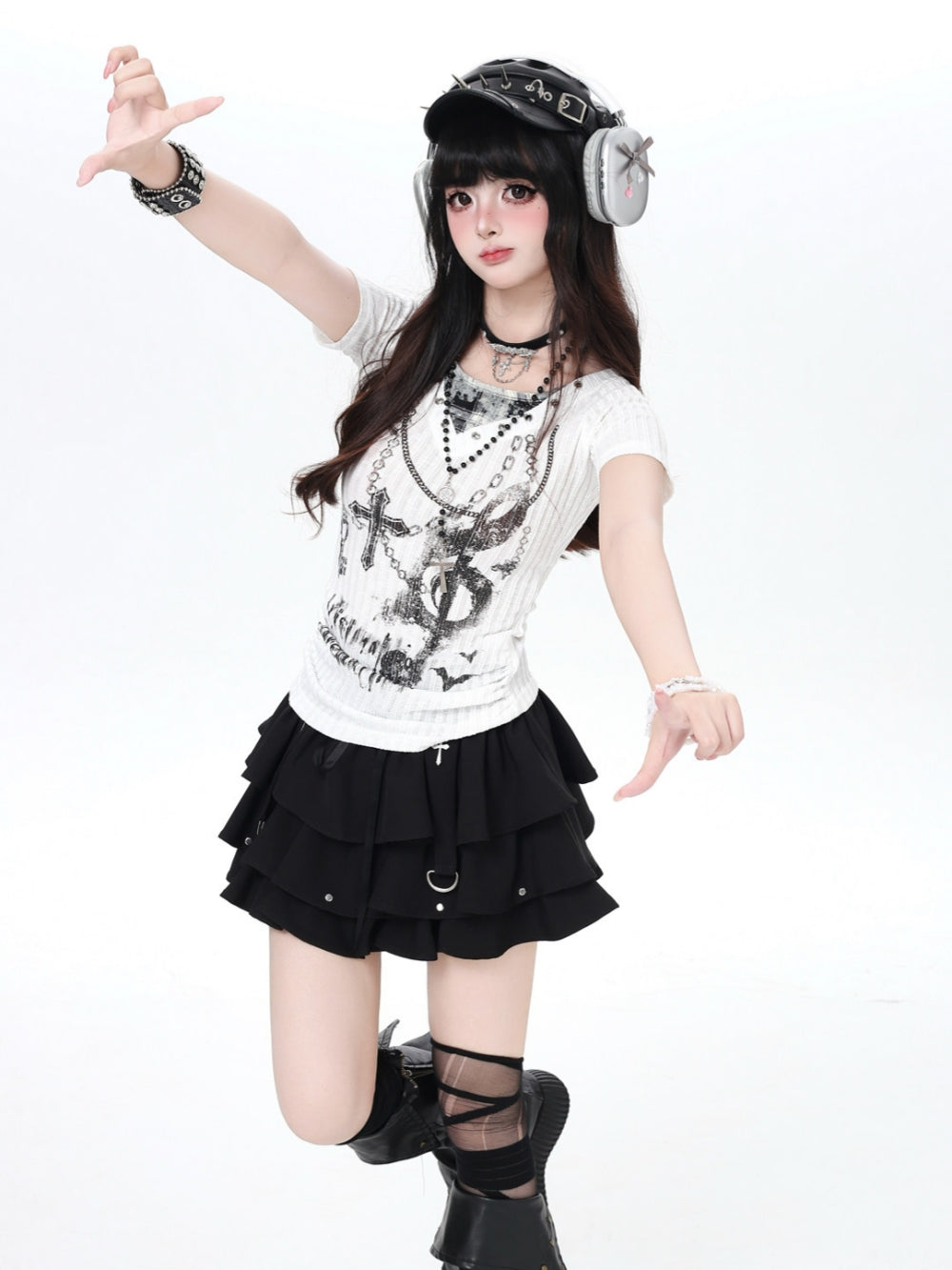 Cross Chain Graphic Print Slim Ribbed Tee