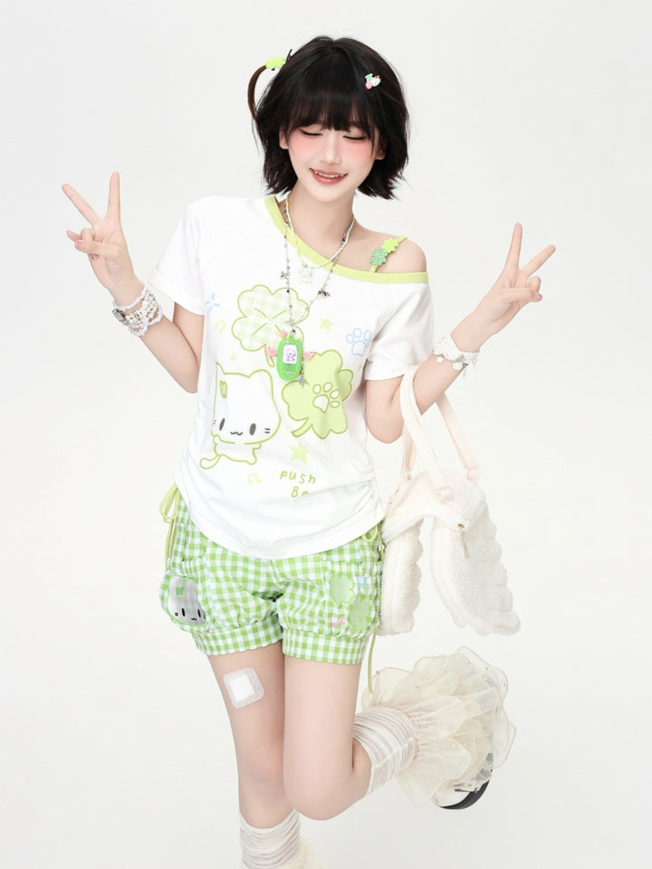 Asymmetric Clover Cartoon Graphic Baby Tee