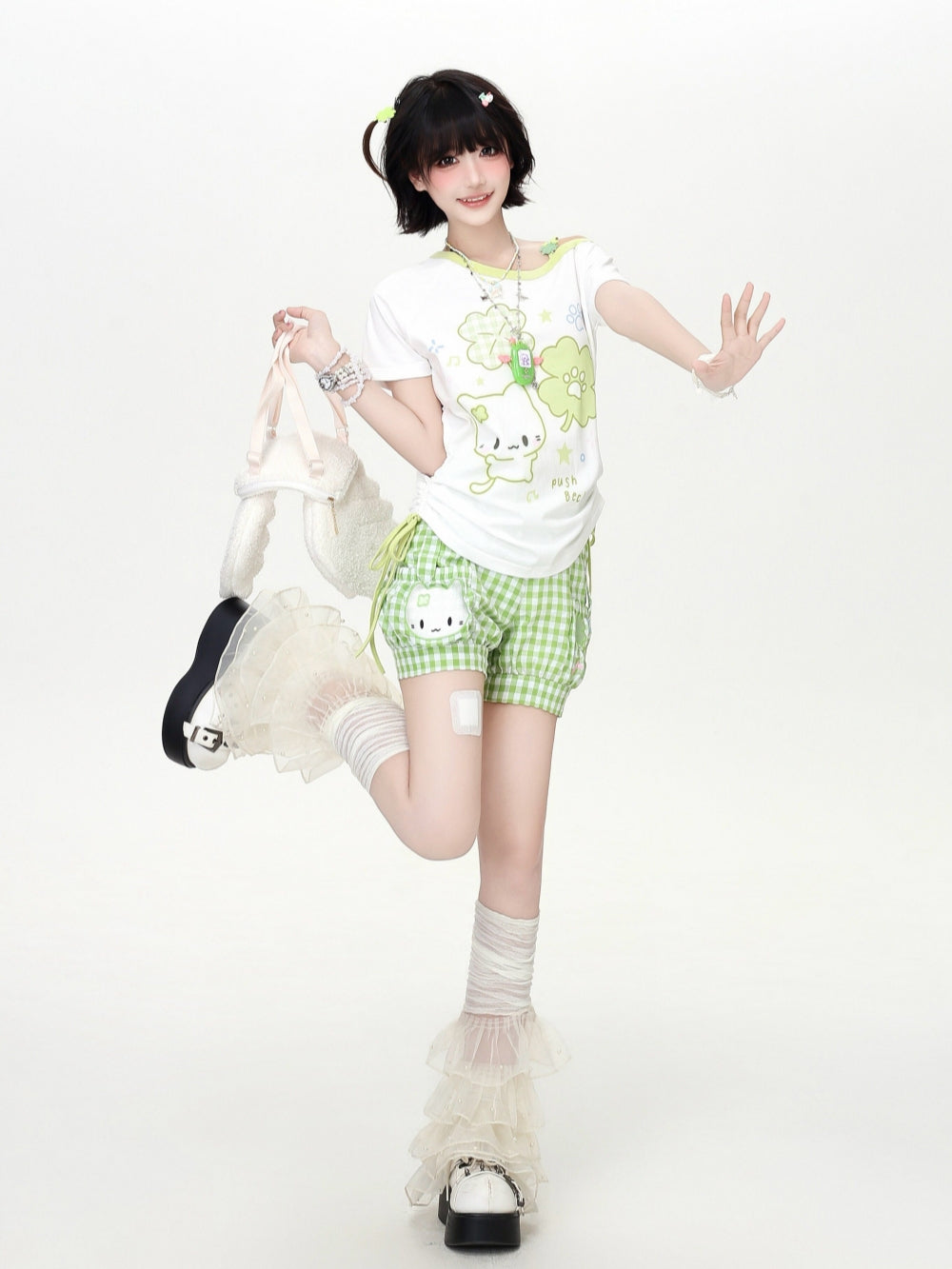 Asymmetric Clover Cartoon Graphic Baby Tee