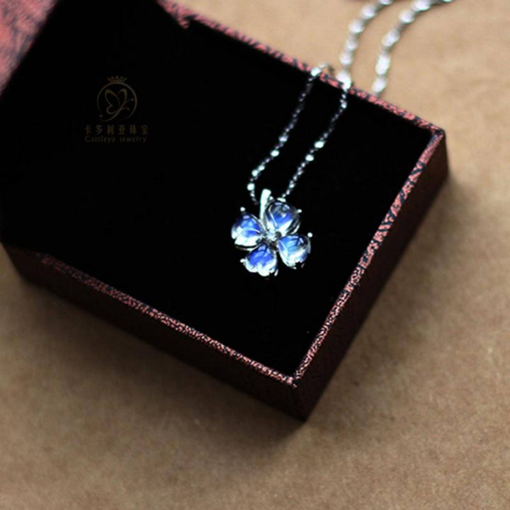 Lucky Four Leaf Clover Moonstone Pendant - 925 Sterling Silver Women's Necklace with Natural Gem