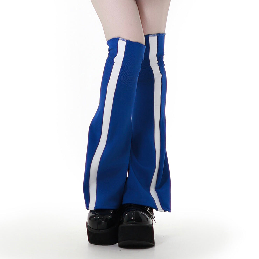 Cyber Y2K Pixel Tee Shorts Leg Warmers Hair Clip